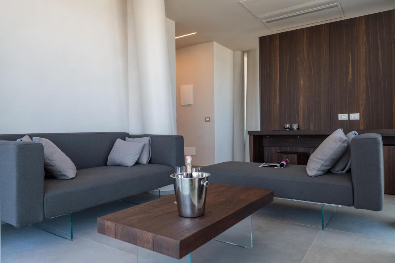 Hotel Commodore Cervia Buitenkant foto