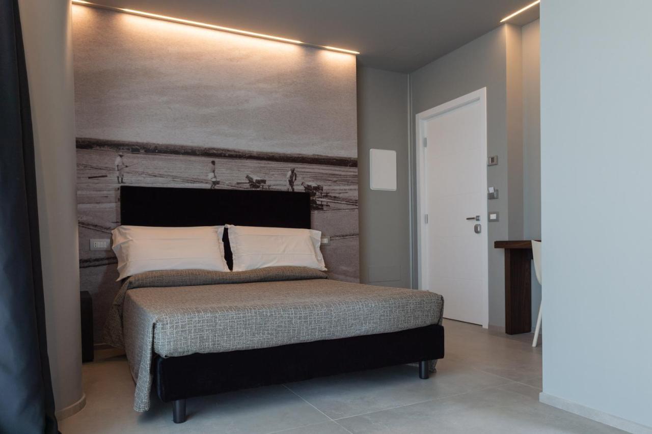 Hotel Commodore Cervia Buitenkant foto