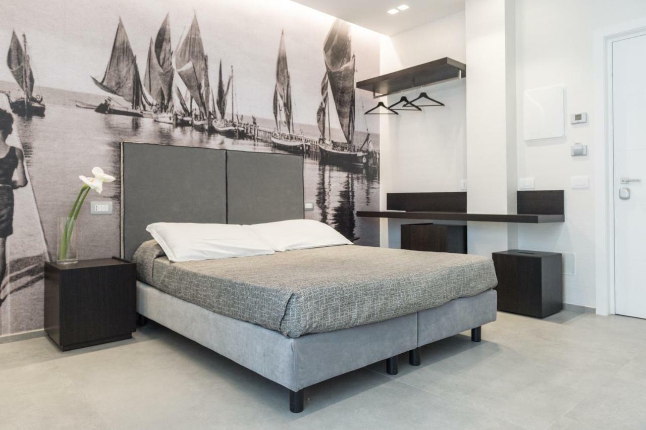 Hotel Commodore Cervia Buitenkant foto